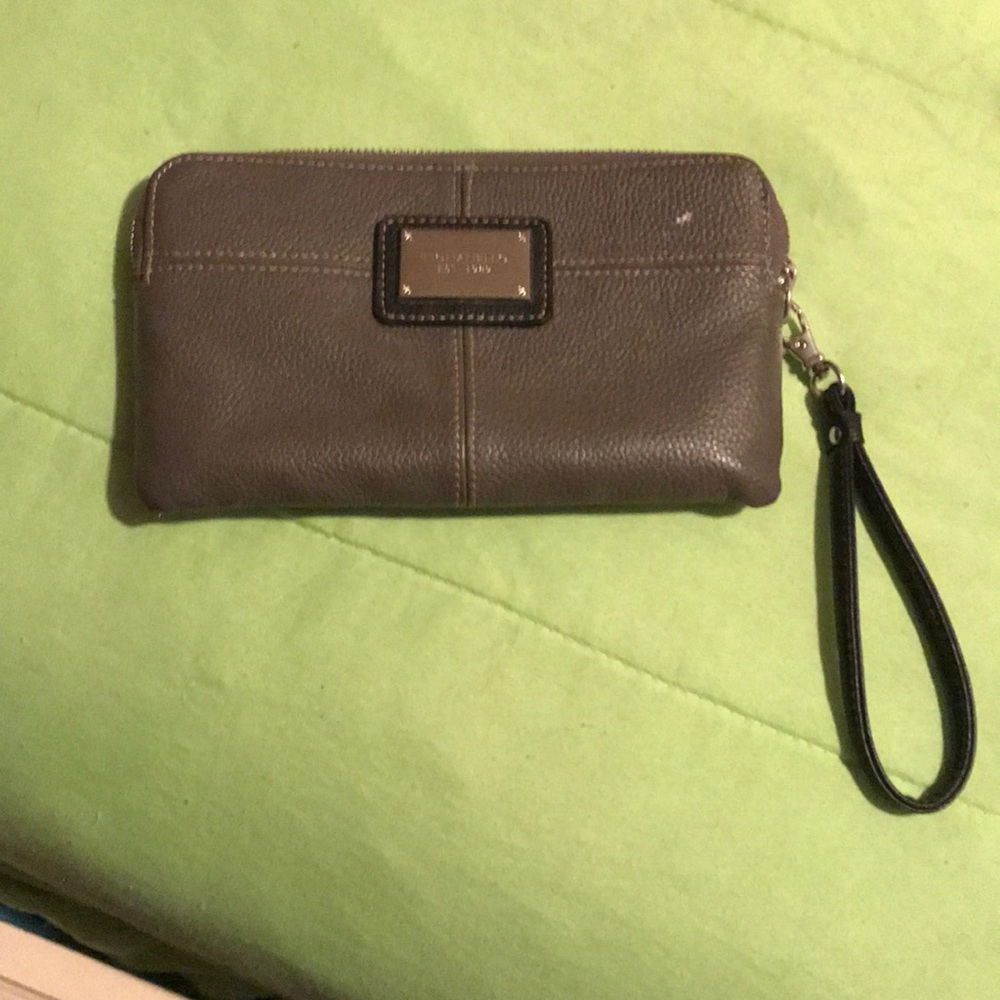 Grey wristlet
